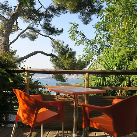 Bed & Breakfast Home6 Saint-Mandrier-sur-Mer