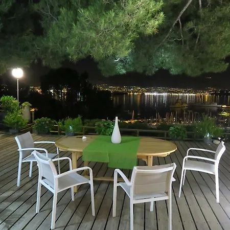 Home6 Bed & Breakfast Saint-Mandrier-sur-Mer