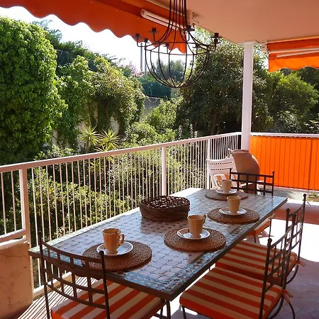 Apartment Les Patios 아파트 쎙뜨호뻬